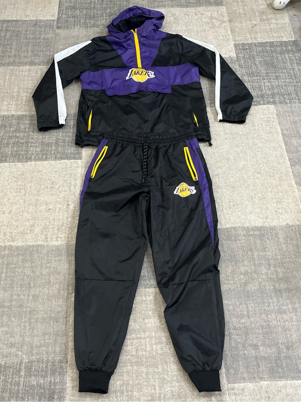 VTG Authentic NBA L.A Lakers Windbreaker Track Pant Set Purple Yellow Black M